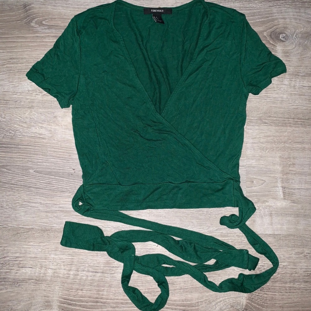 Strappy V Neck Crop Top💚